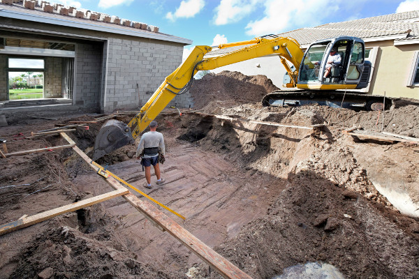 The Best Affordable Pool Builders Available & Cost of Pools