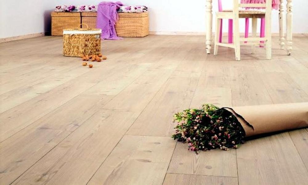 How Laminate Flooring is a popular option for perfect ambiance?