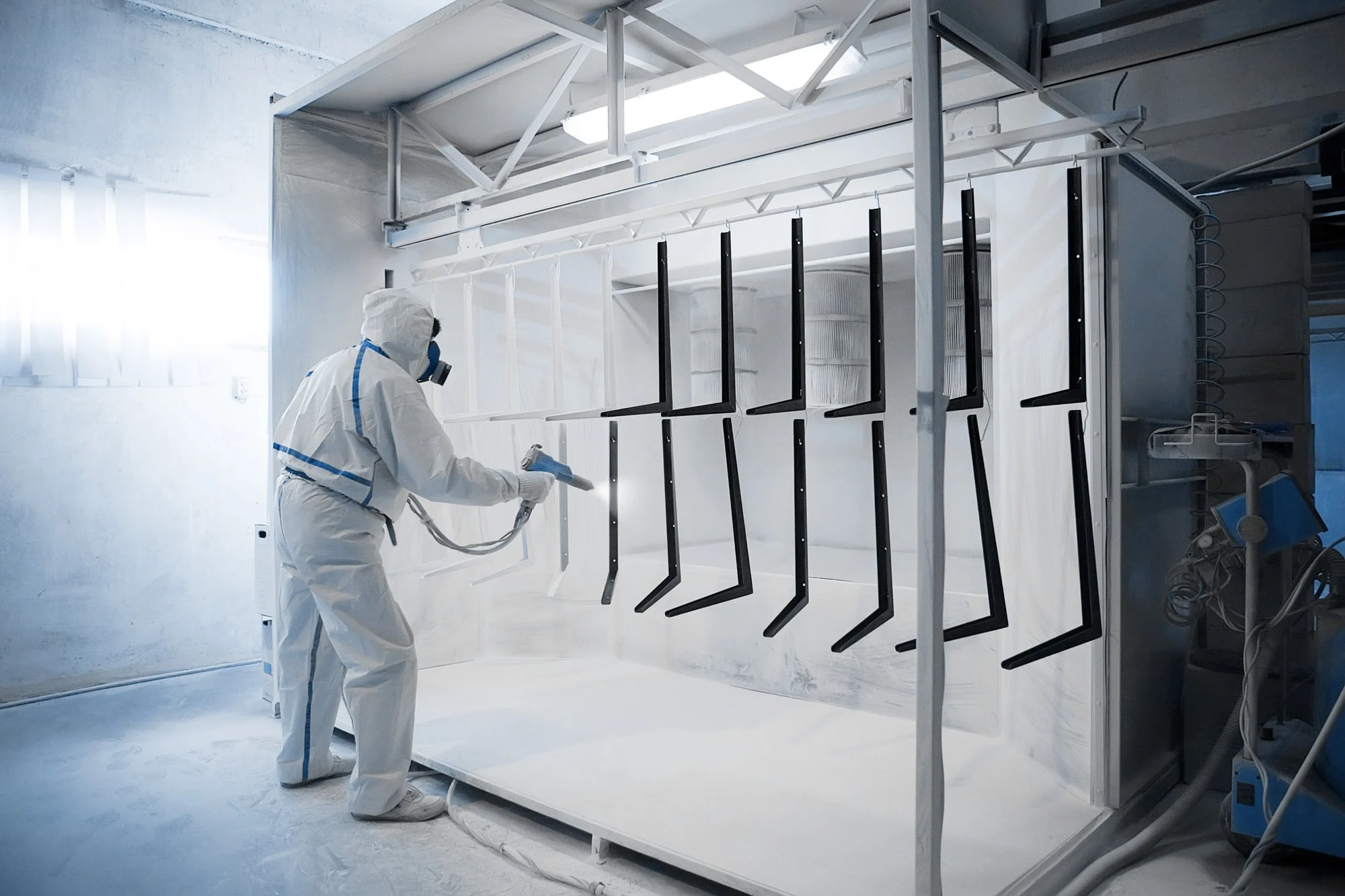 How Advanced Coatings Extend the Life of Steel Fabrications