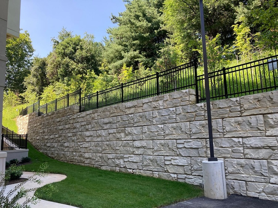 Maximizing Property Value with Custom Retaining Walls