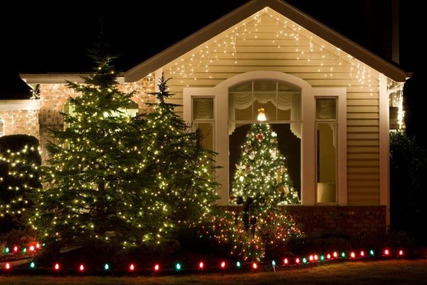 Beyond the Blinking Bulb: Why Professional Christmas Light Installation in Utah is Worth It This Holiday Season