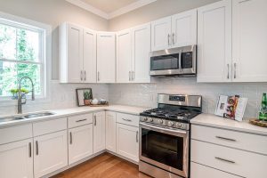 Smart renovation strategies that elevate culinary spaces with precision-crafted installations