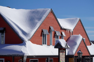 The Science of Snow Load: When Your Roof Becomes a Physics Experiment