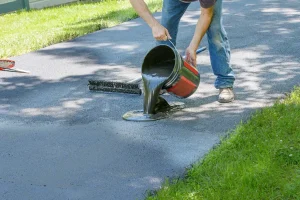 What Homeowners Should Know About the Costs and Long-Term Value of Driveway Sealing